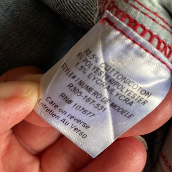 Alice + Olivia Distressed Jeans - Picture 4 of 8